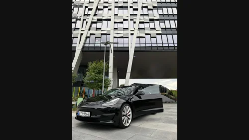 TESLA Model 3 Performance AWD