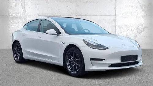 TESLA Model 3 LongRange AWD AP - Premium   560 km   EUok 12/27