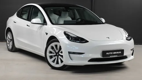 TESLA Model 3 LONG RANGE/AWD/580KM/VARMEPUMPE/ACC/AP/KROK/NAF TEST++