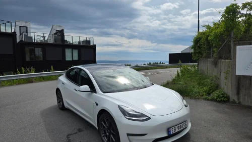 TESLA Model 3 Long Range AWD