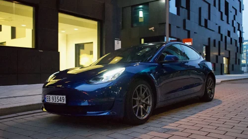TESLA Model 3 Long Range AWD / 580Km / Hengerfeste / Varmepumpe +++