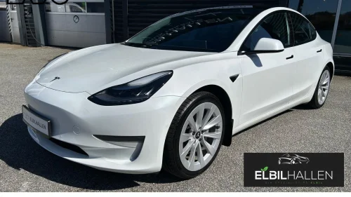 TESLA Model 3 LR/AWD/FACELIFT/AUTOPILOT/PANO/V.PUMPE/19" HJUL/NETFLIX