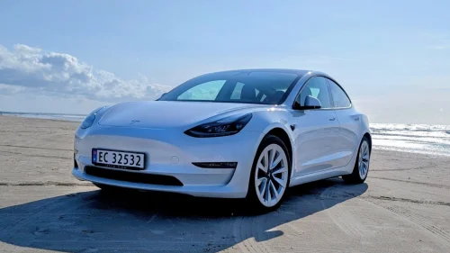 TESLA Model 3 Long Range AWD