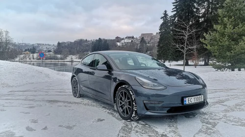 TESLA Model 3 Long Range AWD