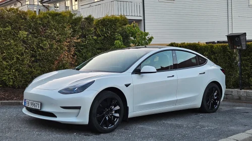 TESLA Model 3 Long Range AWD