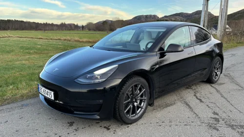 TESLA Model 3 Long Range AWD
