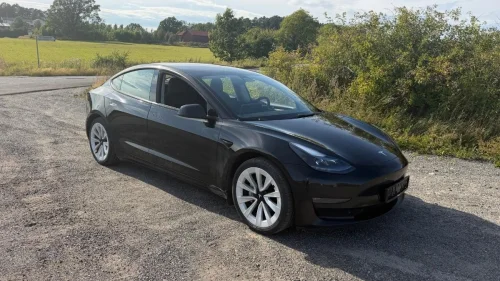 TESLA Model 3 Long Range AWD