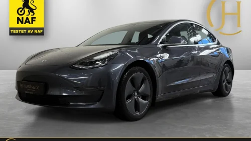 TESLA Model 3 LR/560KM/AWD/Full Self Drive/EU27/Pano/Skinn/Dab+/R.Kam