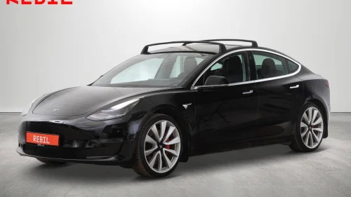 TESLA Model 3 530km(WLTP)/Performance/AWD/FSD/Skinn/R.kamera/Pano/AP