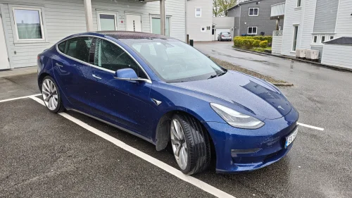 TESLA Model 3 Performance AWD