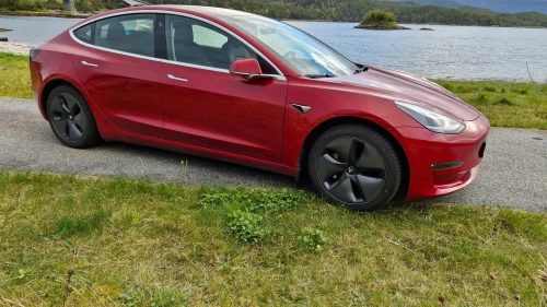 TESLA Model 3 Long Range AWD
