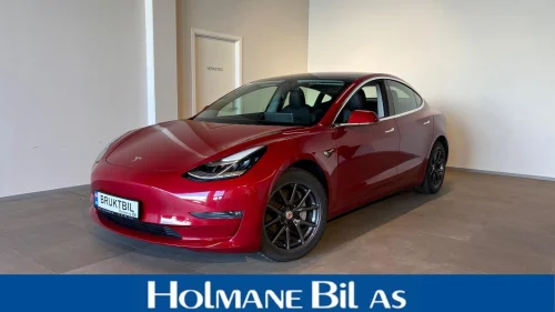 TESLA Model 3 AWD Long Range 560km WLTP/2 sett hjul/Autopilot