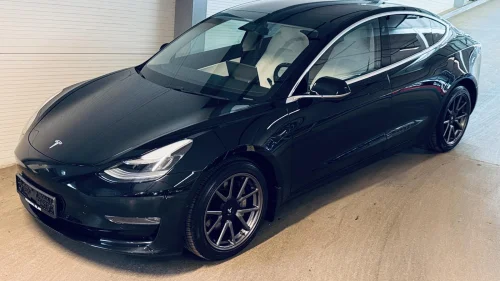 TESLA Model 3 Long Range - 4WD - Autopilot - Tar innbytte