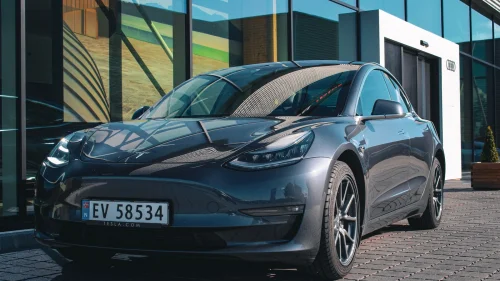 TESLA Model 3 Long Range AWD
