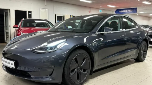 TESLA Model 3 LONG RANGE-4WD-PREMIUM-PANO-SKINN-NORSK-ADAPTIV CRUISE