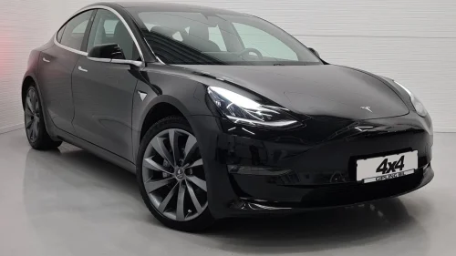 TESLA Model 3 Long Range 462 hk / AWD / Autopilot / Panorama / FSD