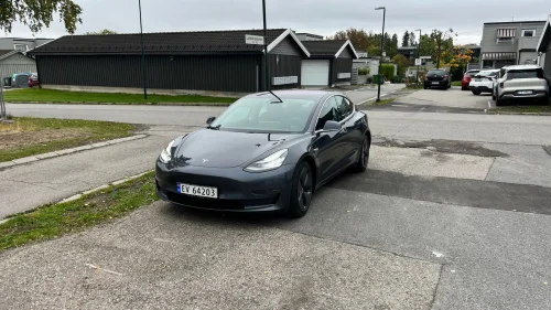 TESLA Model 3 Long Range AWD