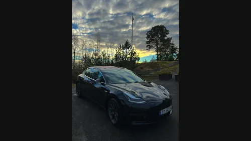 TESLA Model 3 Long Range AWD