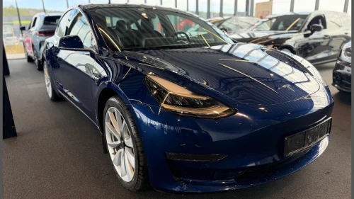TESLA Model 3 Long Range/ AWD/ 560 WLTP/ Panorama/ Autopilot/ +++
