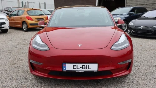 TESLA Model 3 Long Range AWD