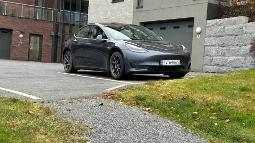 TESLA Model 3 Long Range AWD