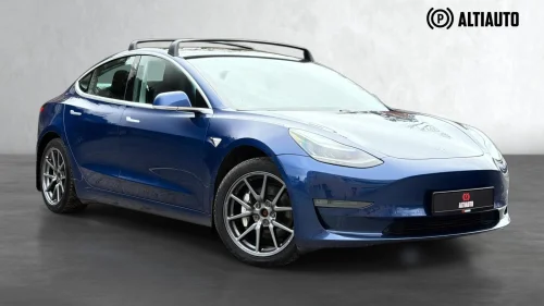 TESLA Model 3 LONG RANGE 4WD/ AUTOPILOT/ H.FESTE/ PANO/ PREMIUM