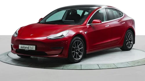 TESLA Model 3 Long Range AWD 440hk