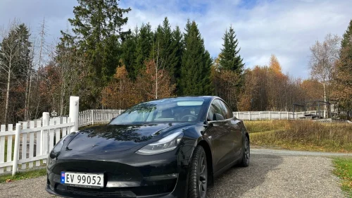 TESLA Model 3 Long Range AWD