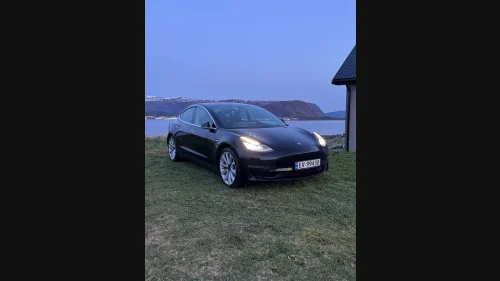 TESLA Model 3 MODEL 3 «base» performance