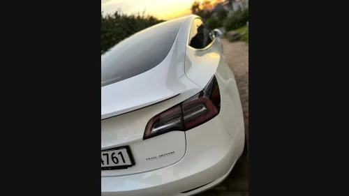 TESLA Model 3 Performance | Utvidet garanti | Nytt batteri | LAV km
