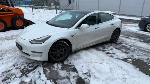 TESLA Model 3 LONG RANGE AWD,PREMIUM LYD,EU-OK 6-2027