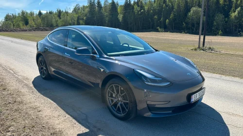 TESLA Model 3 Long Range AWD