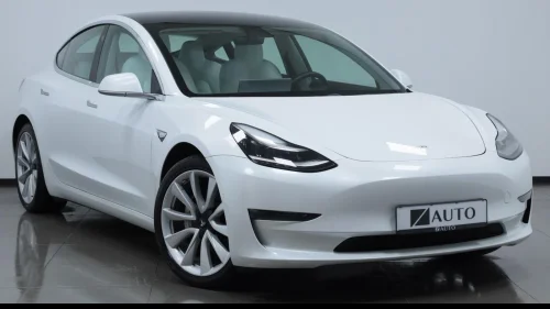 TESLA Model 3 LONG RANGE AWD/1EIER/PANO/AP/PREMIUM/19" SPORT/KROK