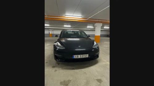 TESLA Model 3 Long Range AWD / NYTT BATTERI mars 2026