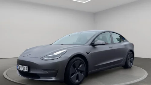 TESLA Model 3 Long Range AWD / Nye Vinterdekk / Varmepumpe / Krok