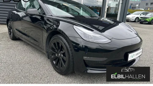 TESLA Model 3 LONG RANGE/AWD/PREMIUM/AUTOPILOT/ACC/KROK/NETFLIX ++