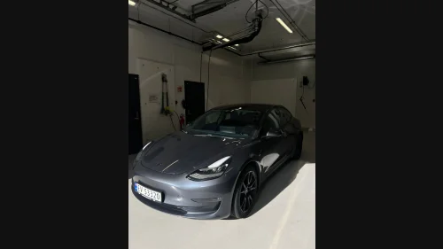 TESLA Model 3 Long Range AWD FSD