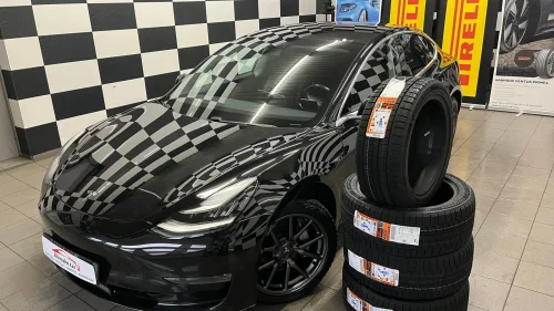 TESLA Model 3 LongRange*AWD*PREMIUM*//ALL BLACK//*TOPP UTSTYRT*NY EU