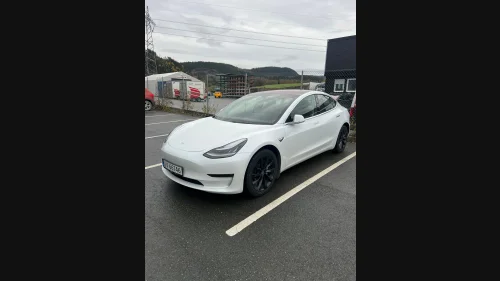 TESLA Model 3 NAF/560KM/Long Range/AWD/Premium/Pano/Skinn/ACC/S+V++