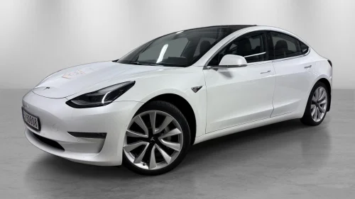 TESLA Model 3 Long Range AWD 560km Panorama Autopilot Kamera EU27+++