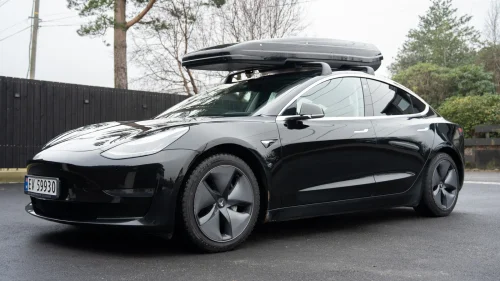 TESLA Model 3 Long Range AWD