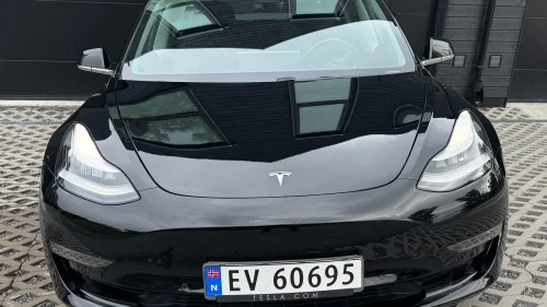 TESLA Model 3 Long Range AWD