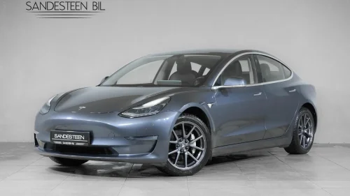 TESLA Model 3 560KM WLTP LONG RANGE/HENGERFESTE/PANORAMA/VINTERPAKKE