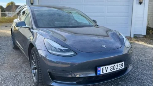 TESLA Model 3 long range dual motor awd premium interiør s+v dekk eu