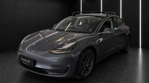TESLA Model 3 Long Range/ Lav km | Hengerfeste | Nye sommerde