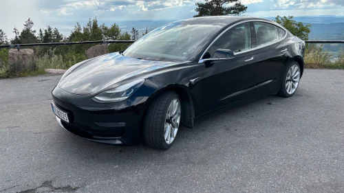 TESLA Model 3 Long Range AWD
