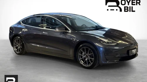 TESLA Model 3 Long Range 4x4 AP 560km Premium 1 Eier EU27++