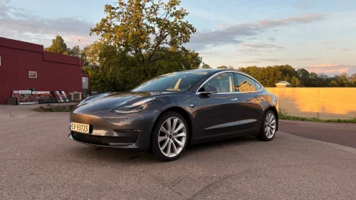 TESLA Model 3 Long Range AWD