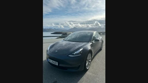 TESLA Model 3 Long Range AWD