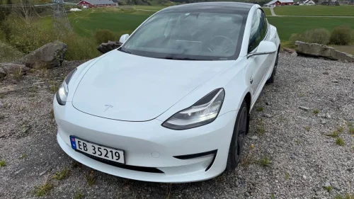 TESLA Model 3 Long Range AWD